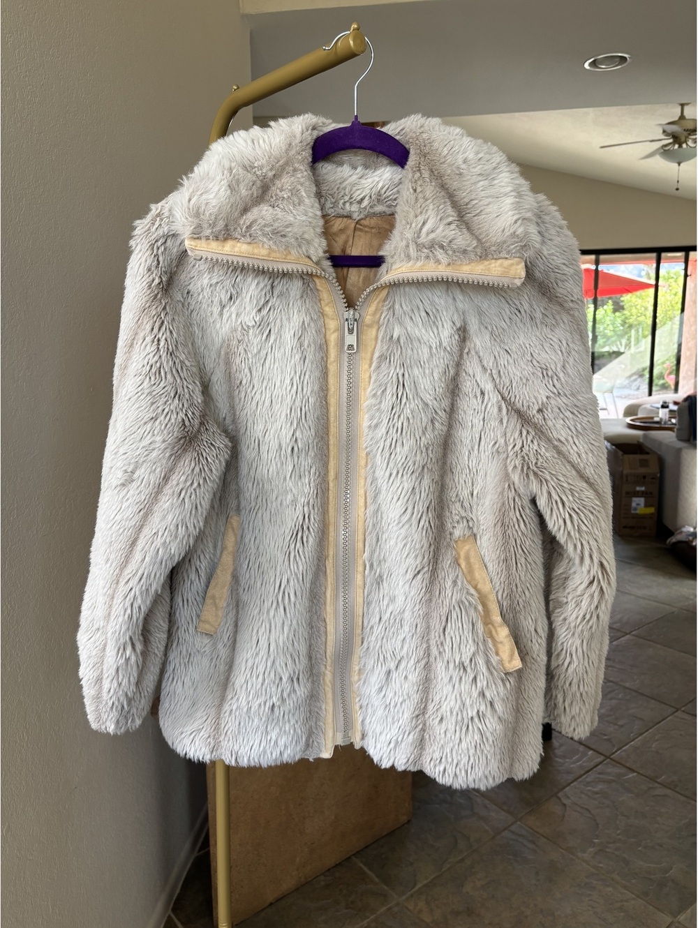 Item House Inc Vintage Cream Faux Fur Jacket 1970s